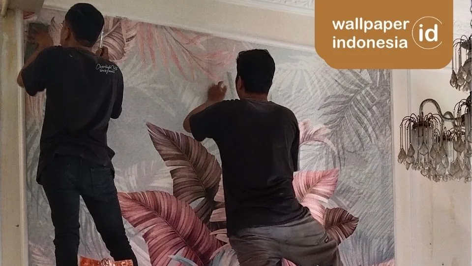 Tukang pasang wallpaper profesional