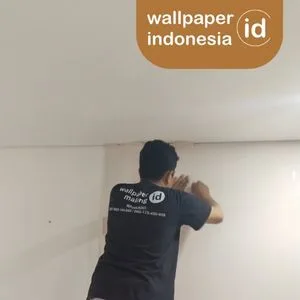 Pasang Wallpaper Dinding Malang