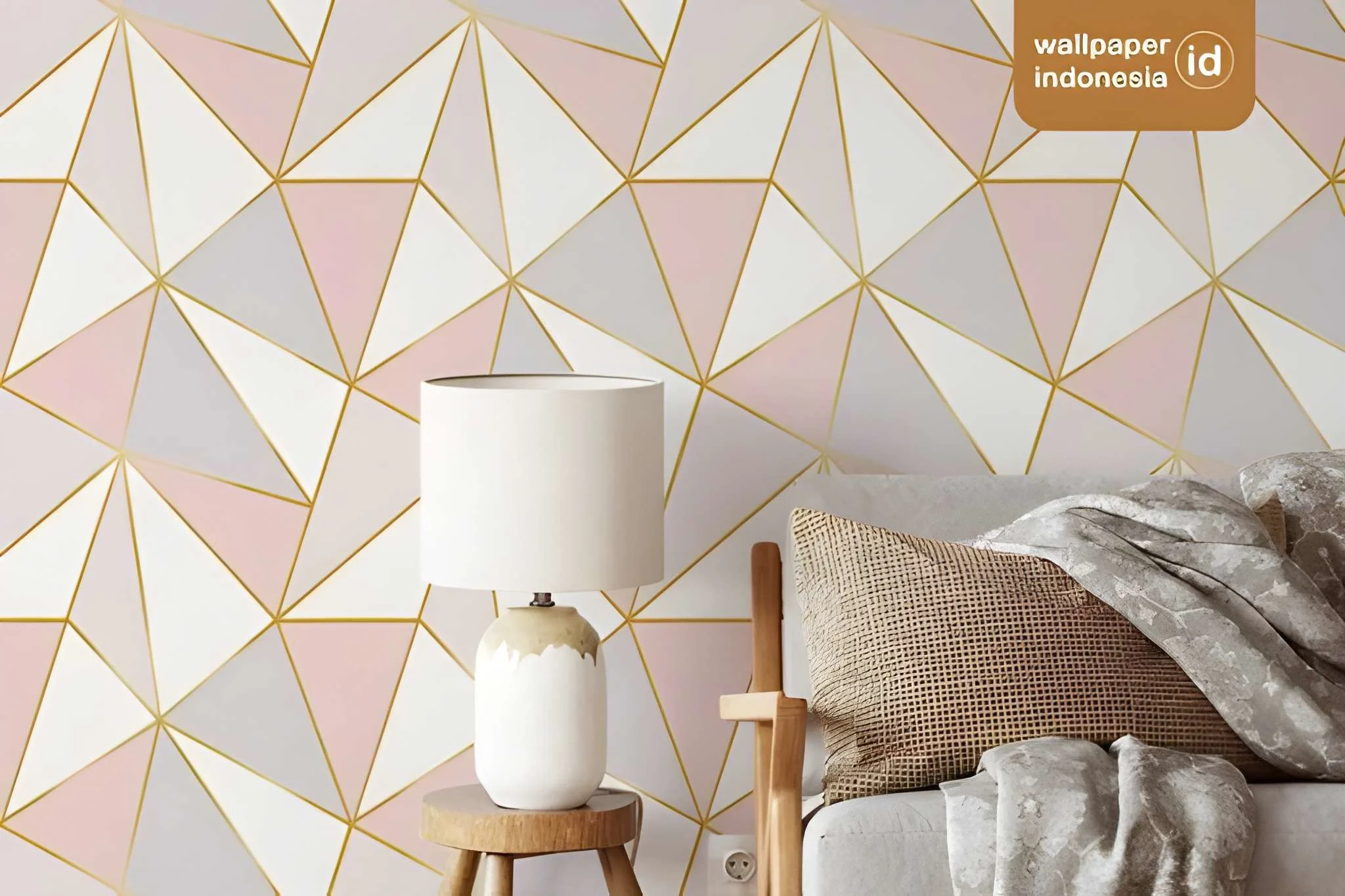 apartemen dengan wallpaper vinyl